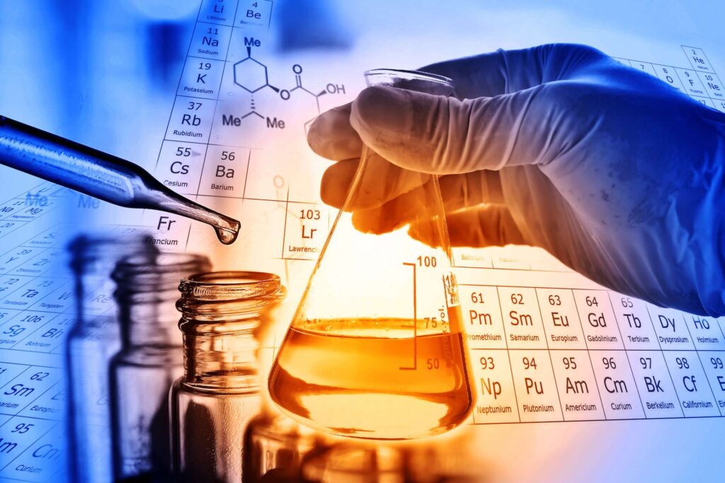 le laboratoire de Tim Cernak à l'Université du Michigan a fait une découverte qui accélère considérablement le processus chimique fastidieux de construction de molécules qui seront les médicaments.