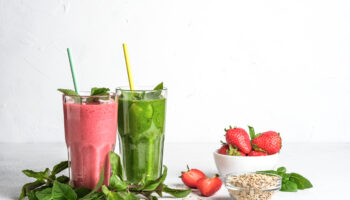La pasteurisation à haute température des smoothies augmente la disponibilité des polyphénols et améliore leur transformation par les microbes intestinaux en composés bénéfiques.
